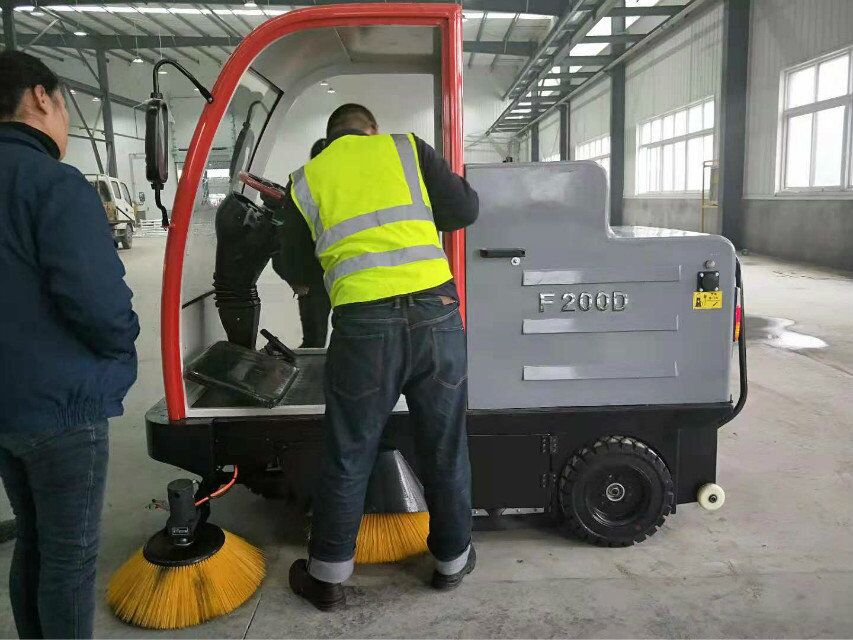 電動(dòng)掃地車(chē)